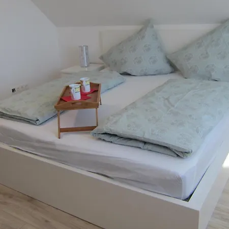 Topolino Apartman *