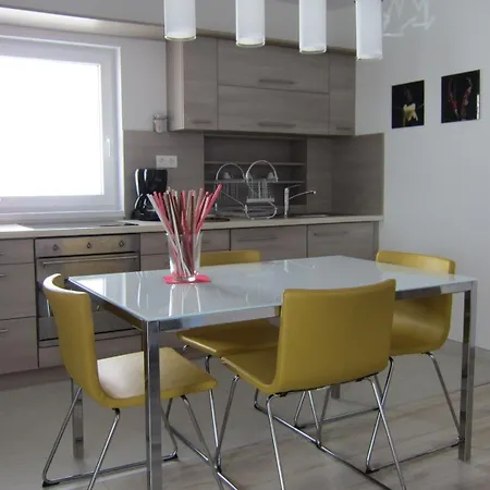 Topolino Apartman *